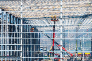 China's industrial output up 5.6% in first four months