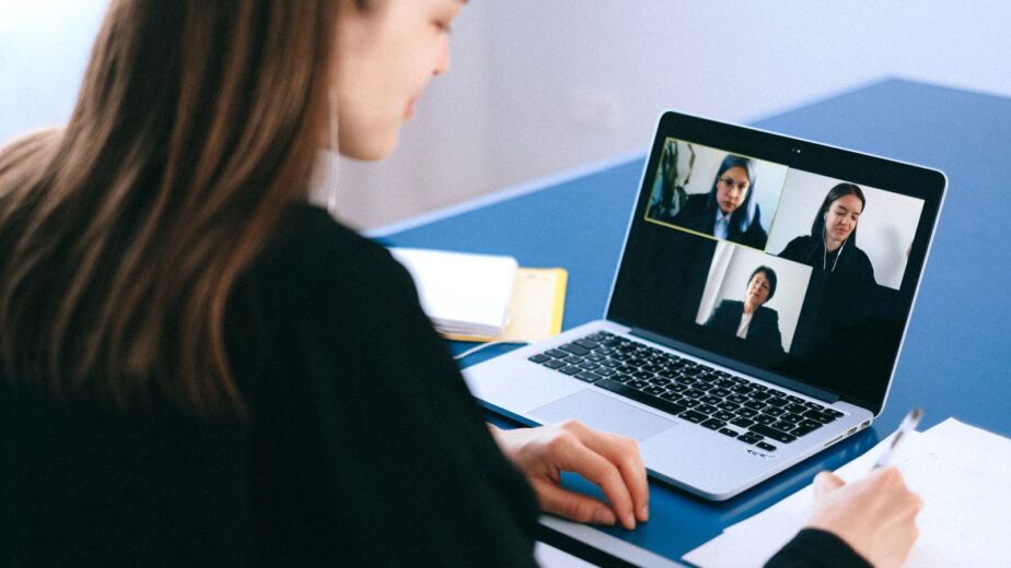 Video call with a sourcing team, how buyers buy from Yiwu without visiting China